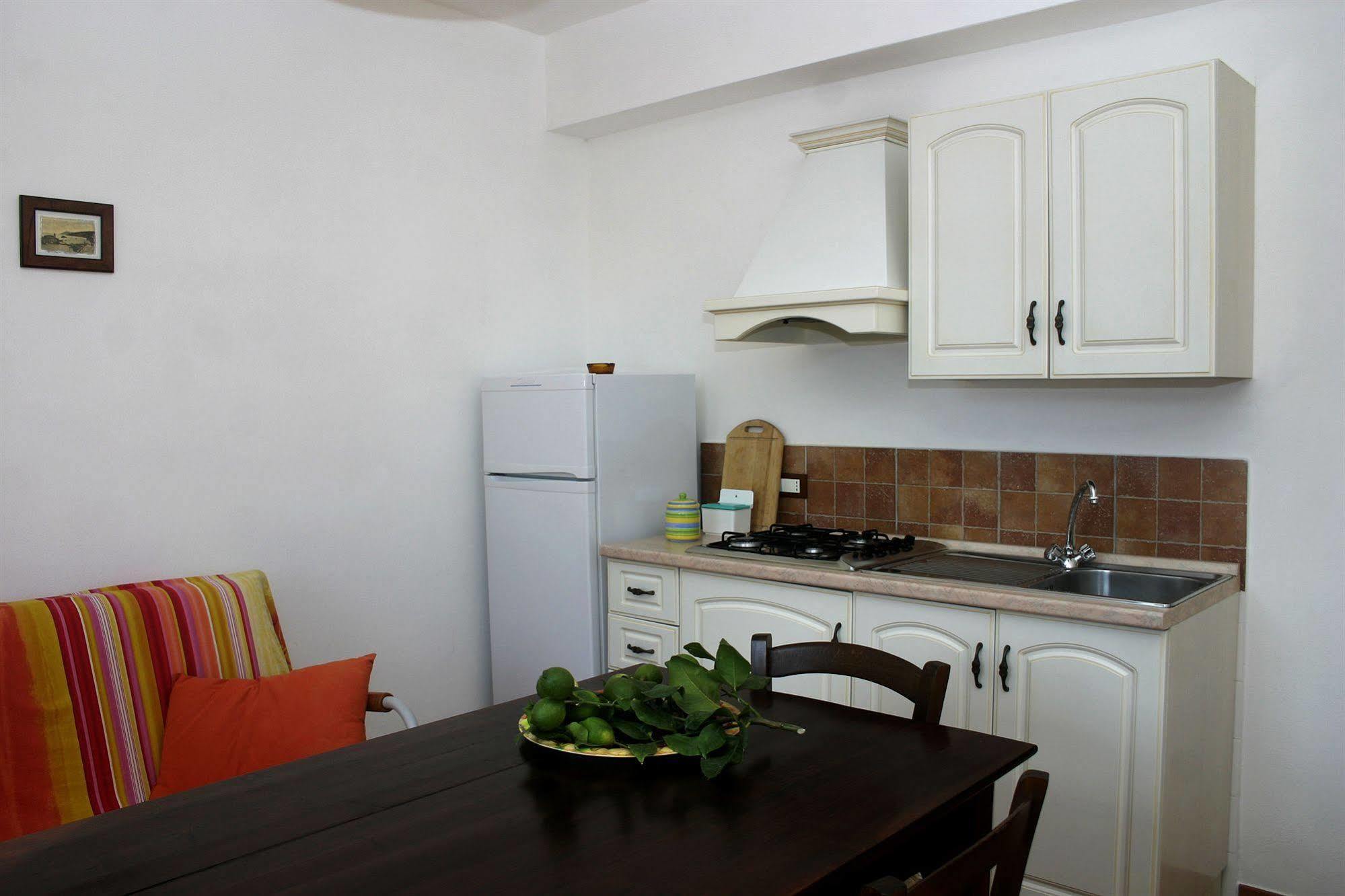 ליפארי Villa Saraceno מראה חיצוני תמונה