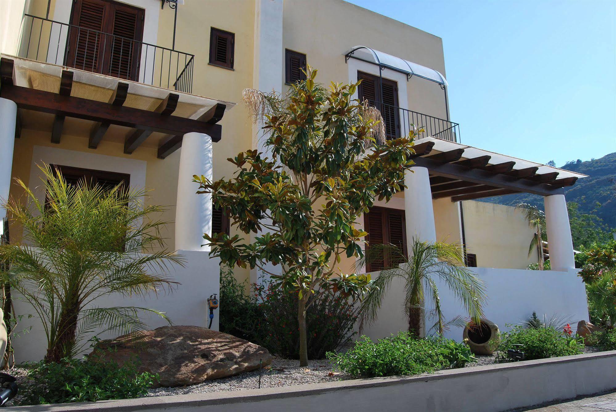 ליפארי Villa Saraceno מראה חיצוני תמונה