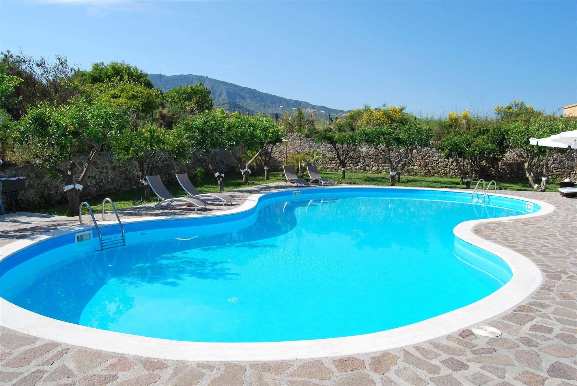 ליפארי Villa Saraceno מראה חיצוני תמונה